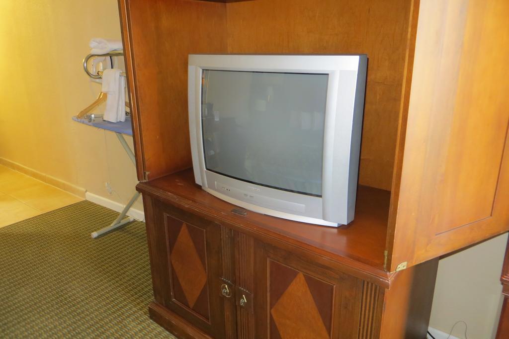 American Inn Stockton Ngoại thất bức ảnh