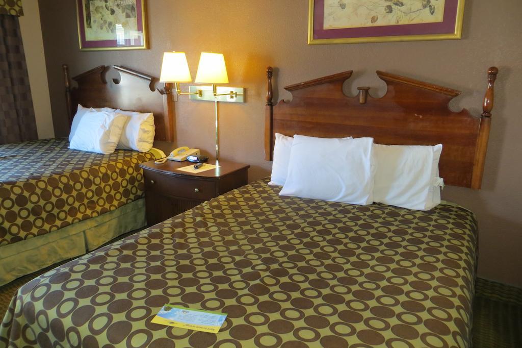 American Inn Stockton Ngoại thất bức ảnh