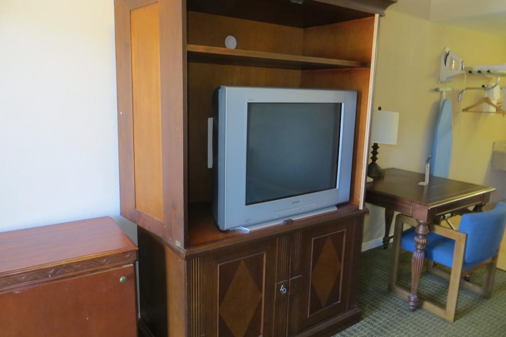 American Inn Stockton Ngoại thất bức ảnh