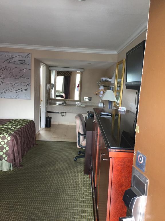 American Inn Stockton Ngoại thất bức ảnh