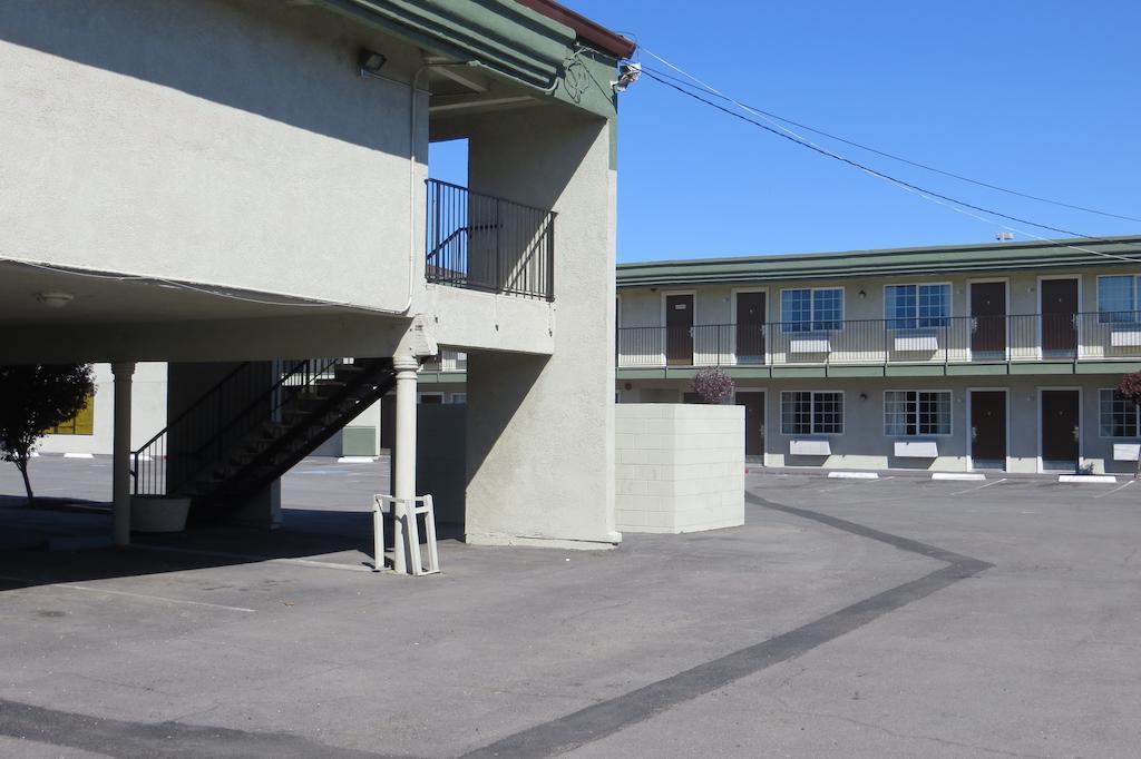 American Inn Stockton Ngoại thất bức ảnh