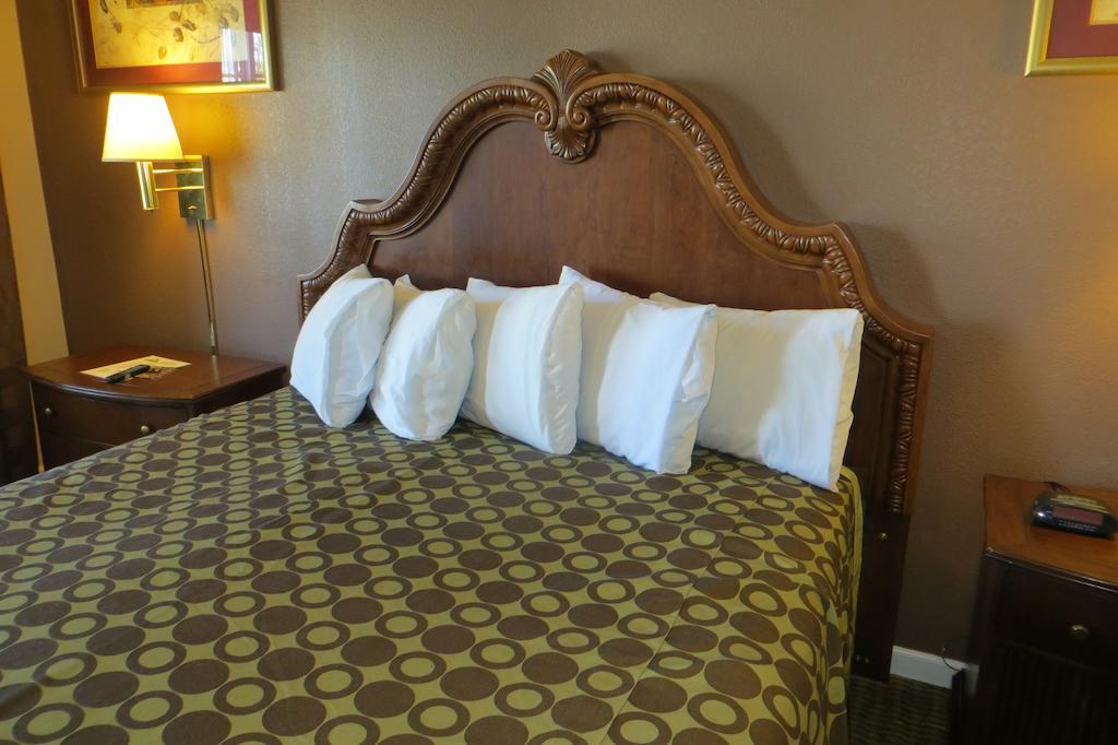 American Inn Stockton Ngoại thất bức ảnh